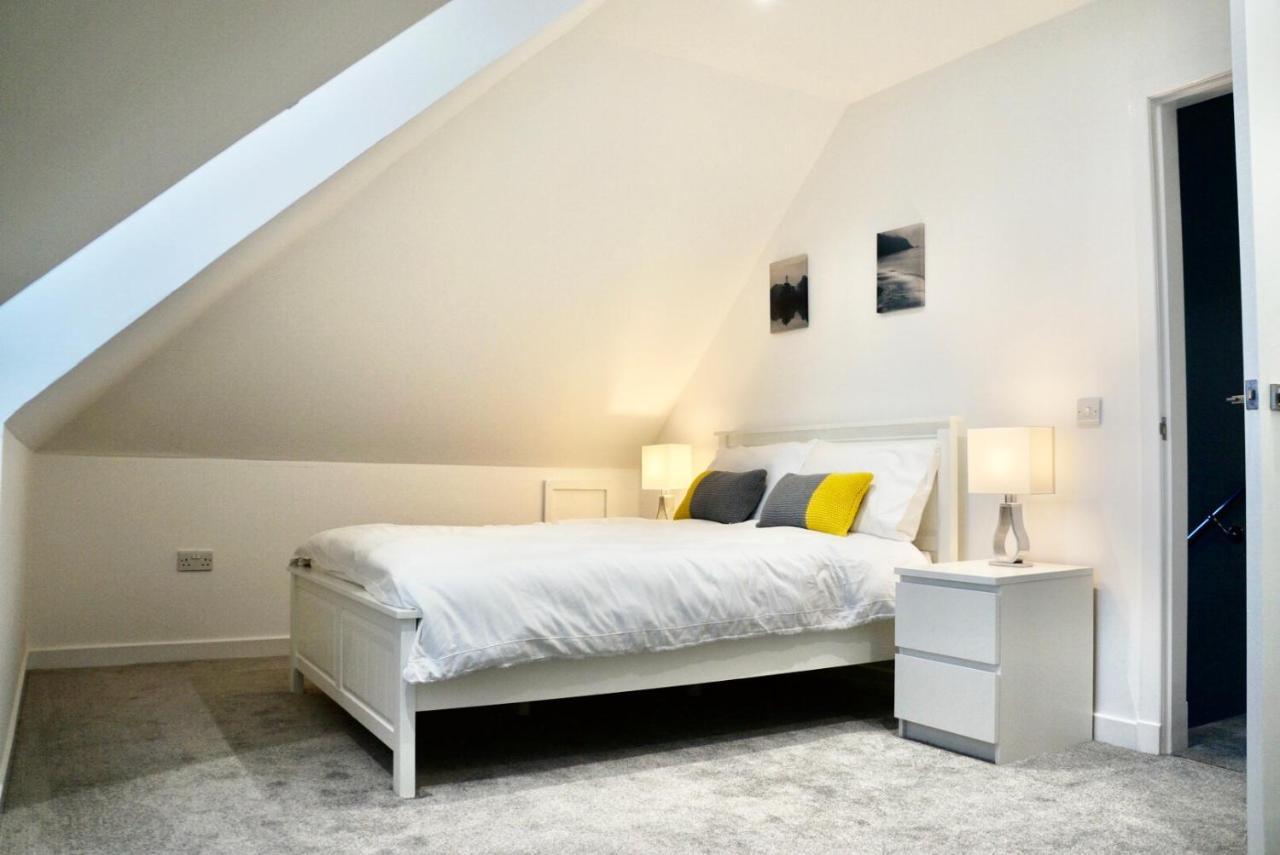 Leworin Apartment Stirling Ngoại thất bức ảnh